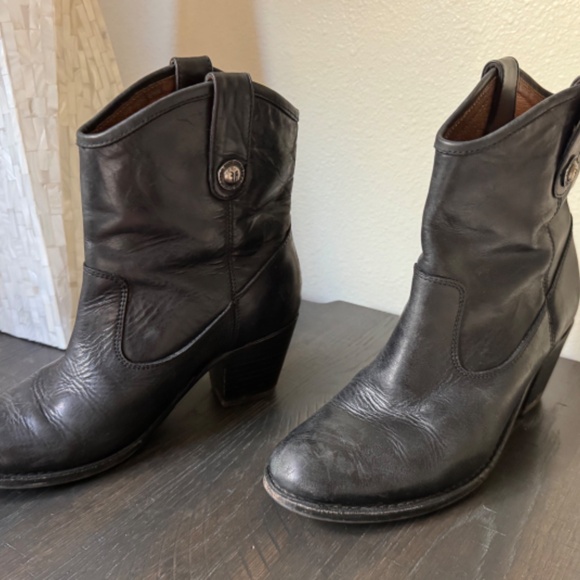 Frye Jackie Shortie - Black - size 7.5 - Picture 2 of 7
